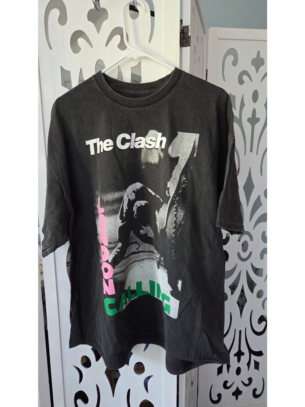 The Clash London Calling Album Cover Graphic Tee Charcoal Mineral Wash XL NWOT